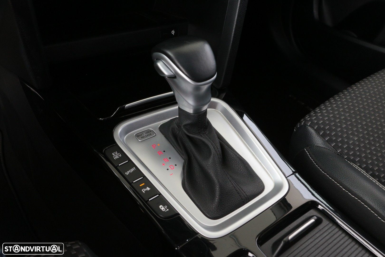 Kia XCeed 1.6 GDi PHEV First Edition+SRF - 23