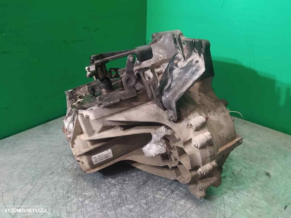 CAIXA VELOCIDADES FORD FOCUS II 2004 - 3