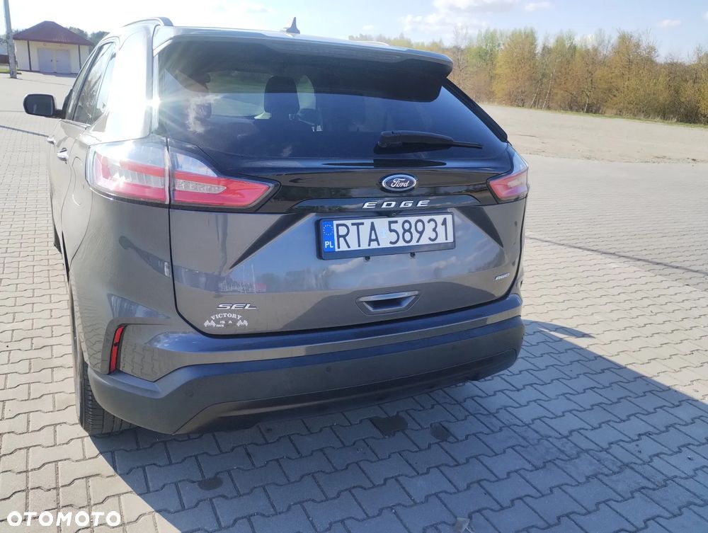 Ford Edge - 4
