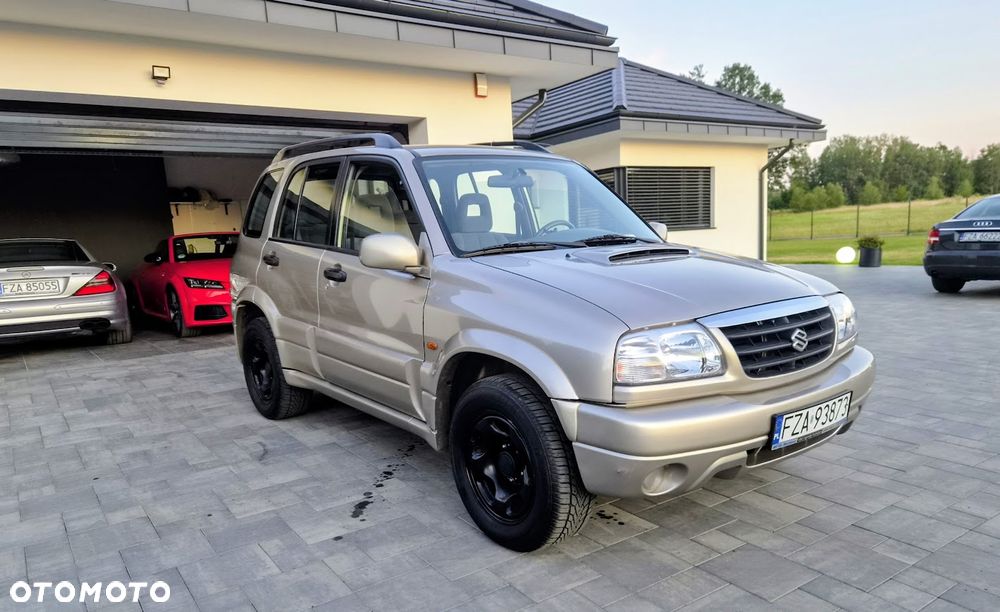 Suzuki Grand Vitara - 31