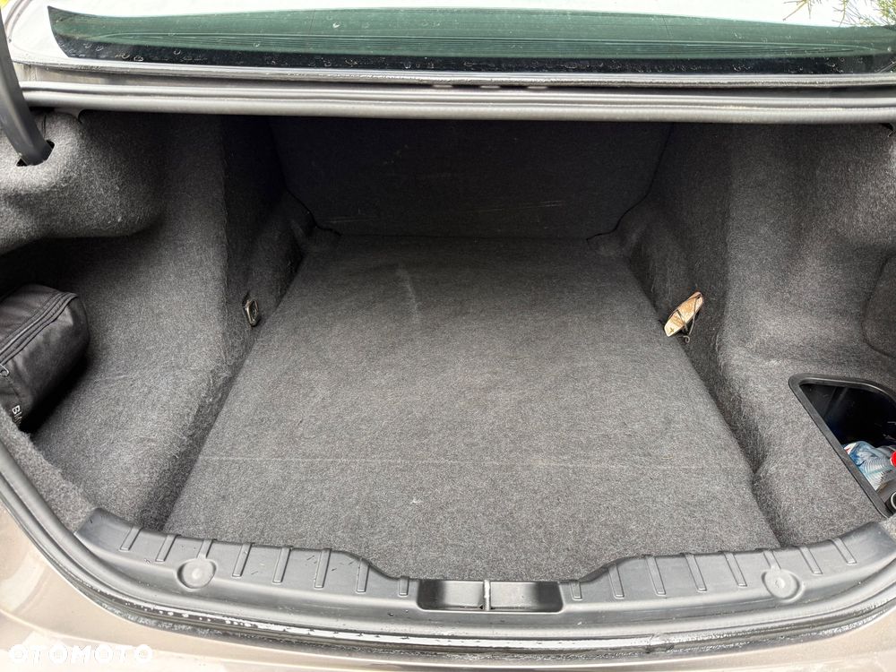 BMW Seria 5 520d - 16