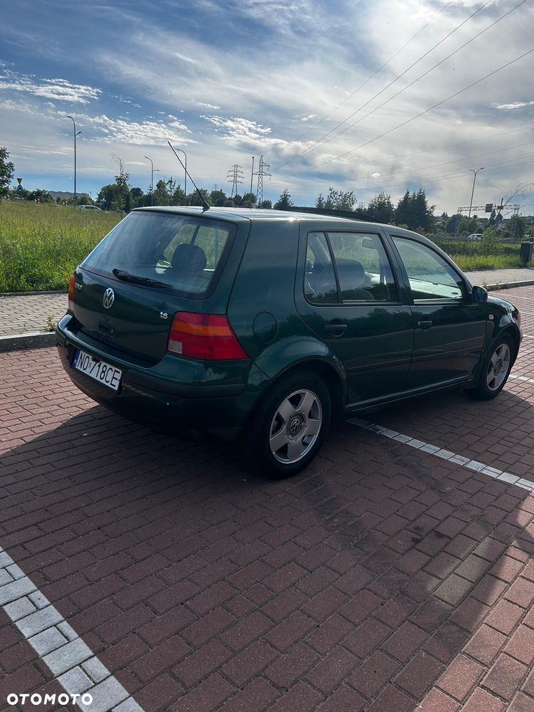Volkswagen Golf 1.6 - 18