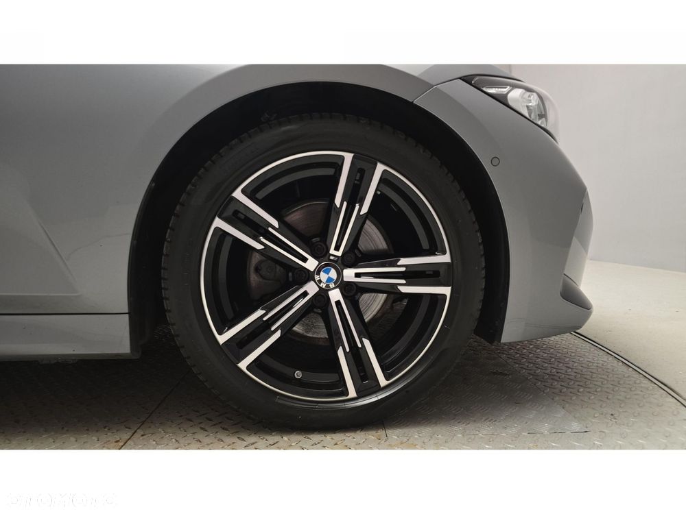 BMW Seria 3 320d xDrive mHEV M Sport - 25