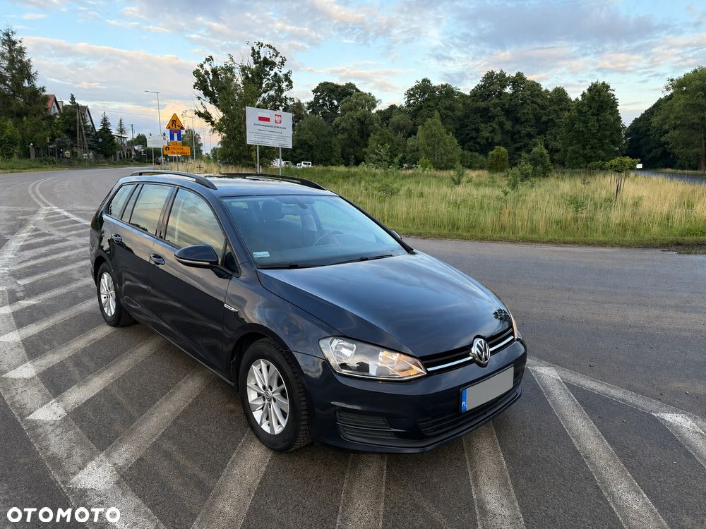 Volkswagen Golf 1.6 TDI BlueMotion Trendline - 4