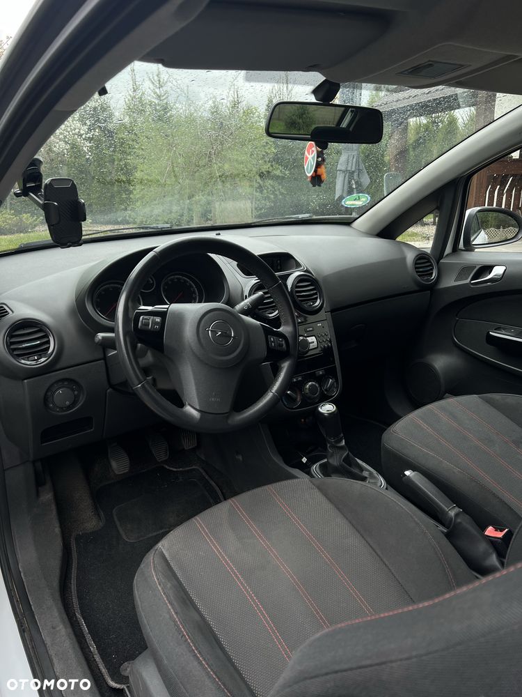 Opel Corsa - 7