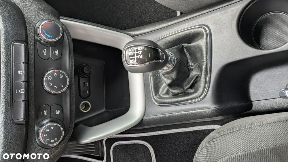 Kia Ceed 1.4 CVVT Attract - 28