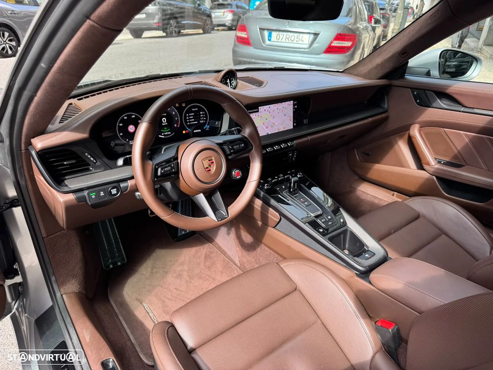 Porsche 911 (992) Carrera 4 GTS - 4