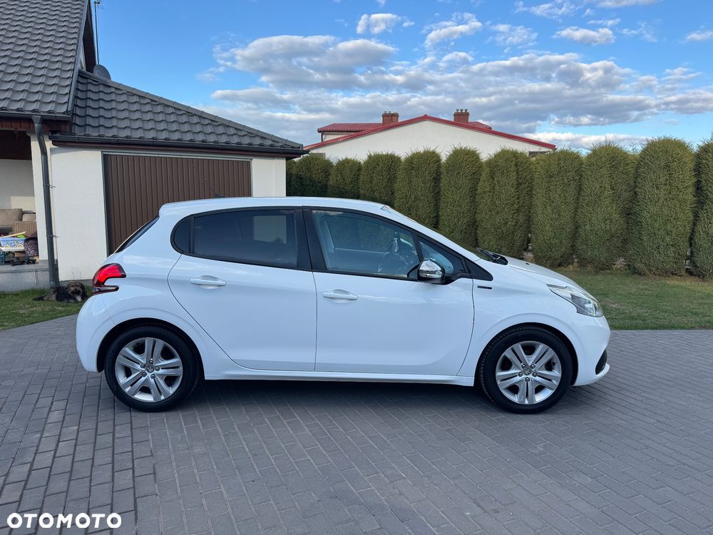 Peugeot 208 PureTech 82 Stop & Start Signature - 36