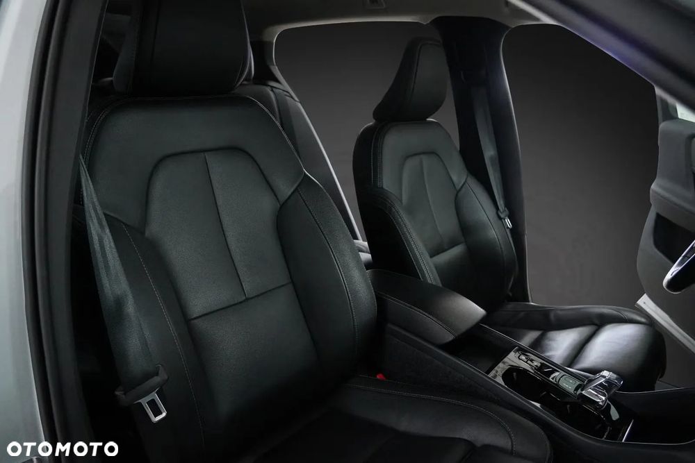Volvo XC 40 T5 Recharge DKG RDesign - 27