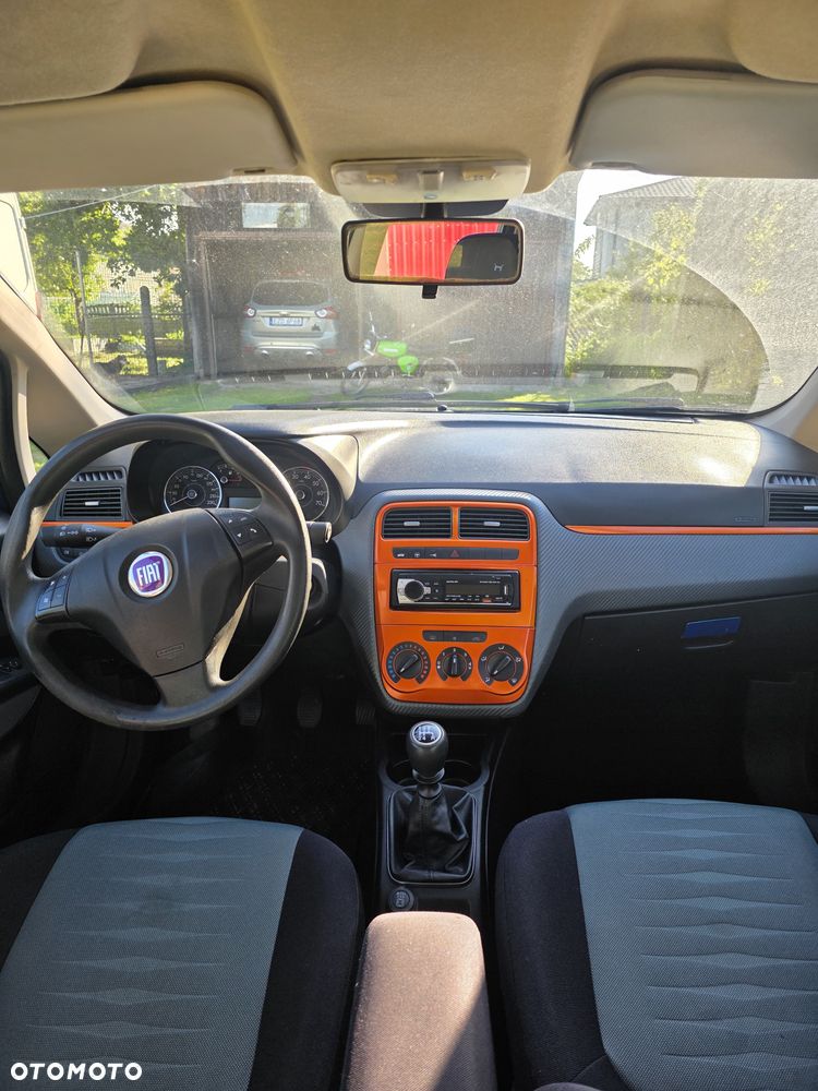 Fiat Punto 1.2 8V - 16