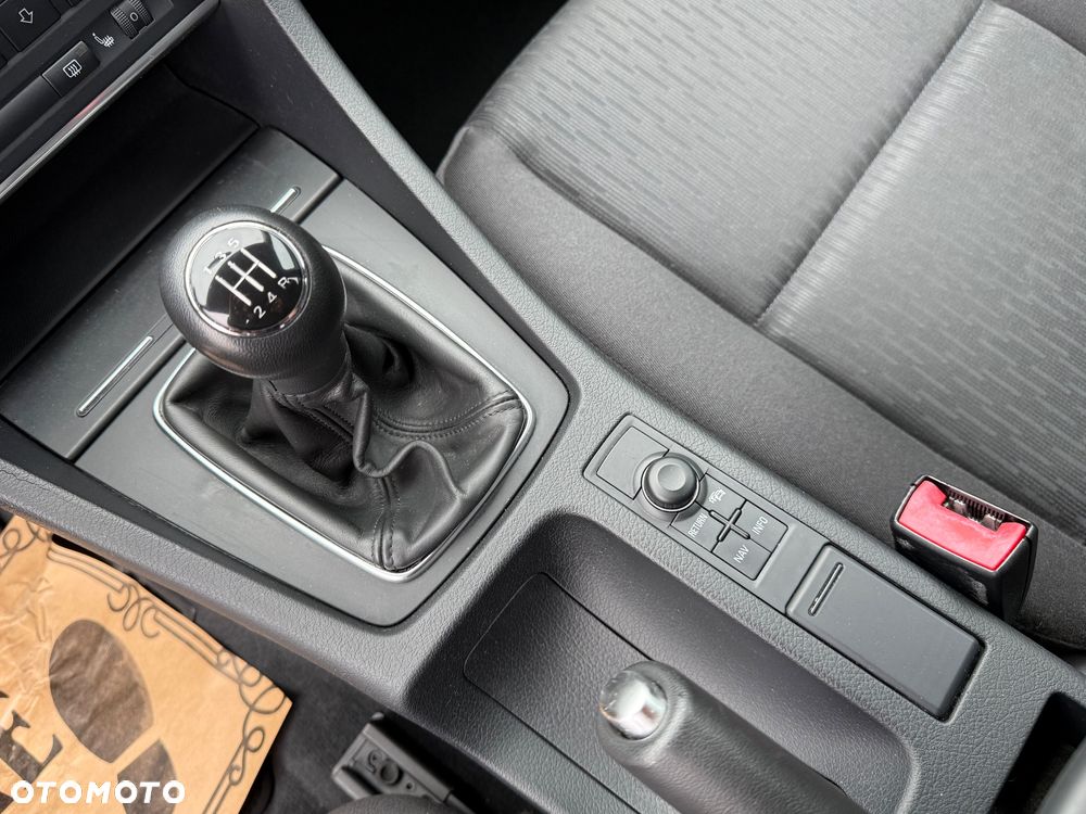 Audi A4 Avant 1.8T - 28