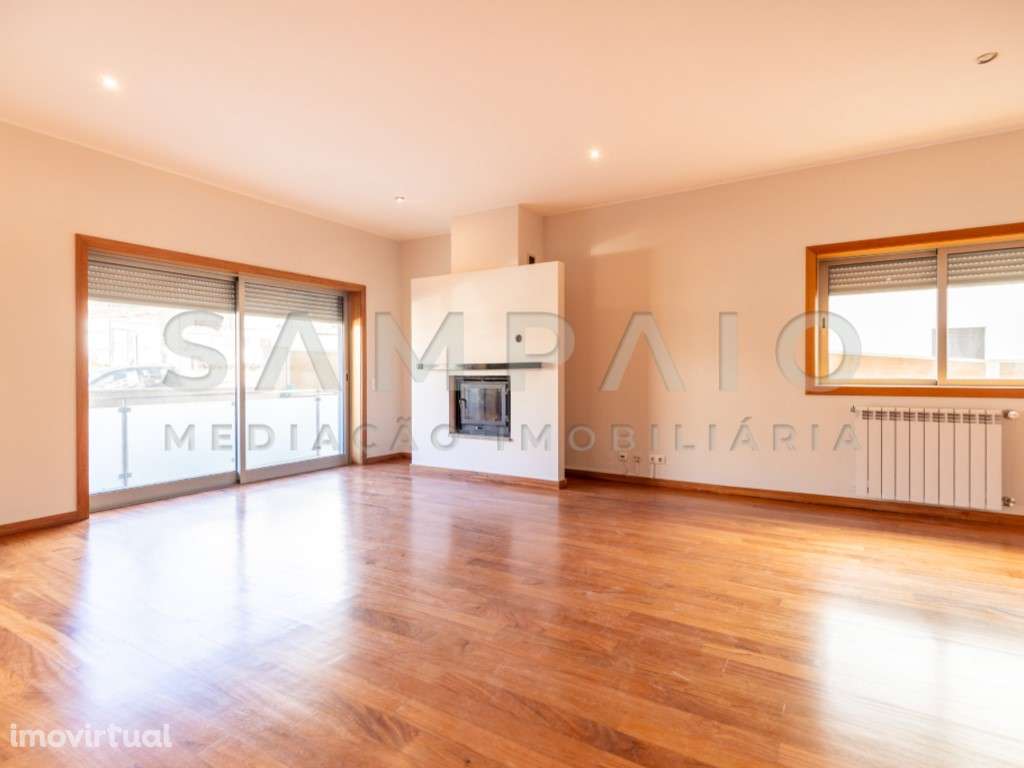 Moradia T4- São Cosme! - Grande imagem: 2/44