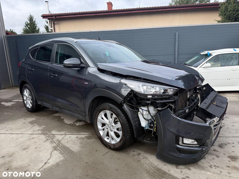 Hyundai Tucson 1.6 CRDi 48V-Hybrid 2WD DCT Select - 10