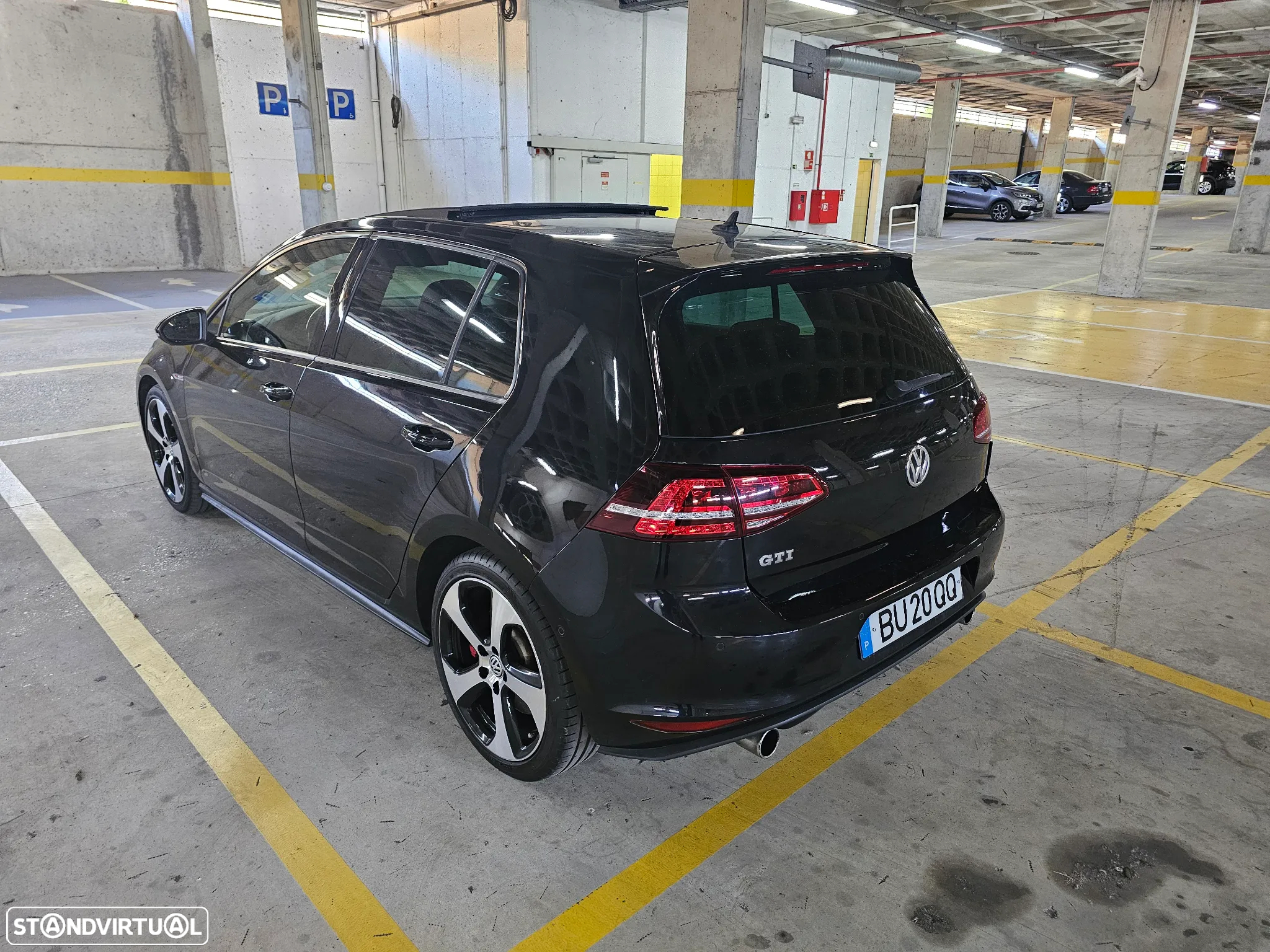 VW Golf 2.0 TSi GTi DSG Performance - 3