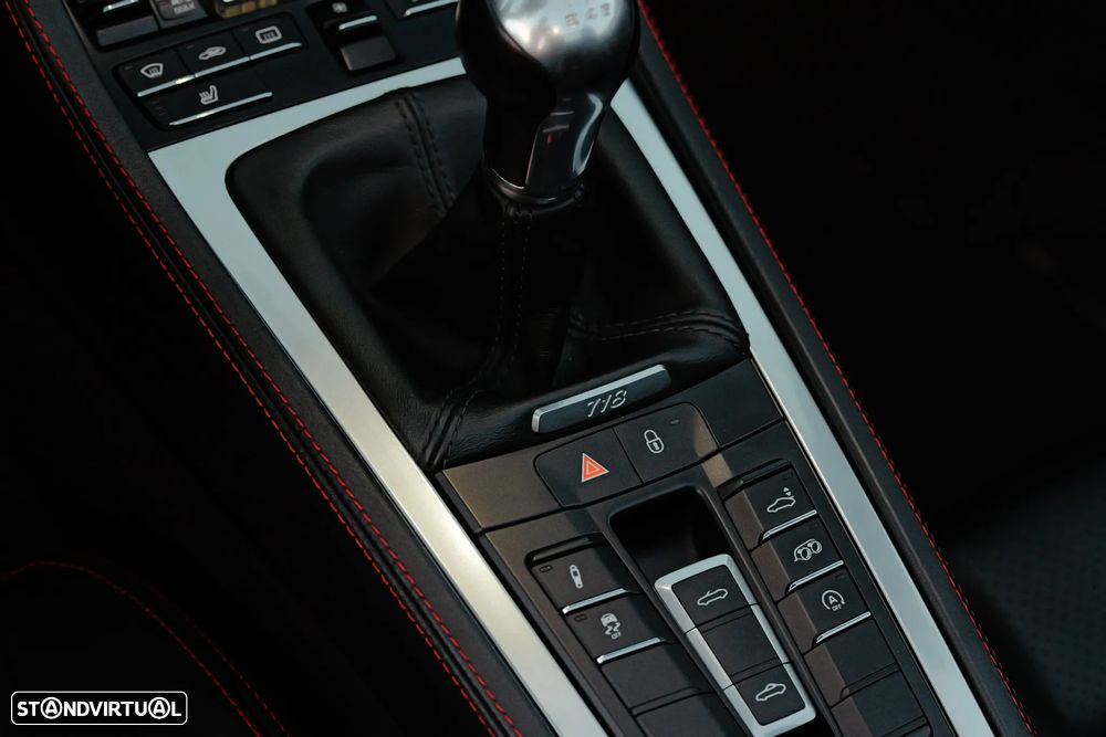 Porsche 718 Boxster 2.5 GTS - 12