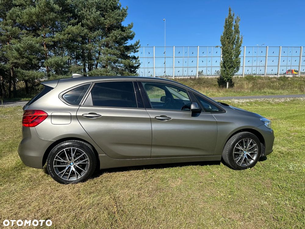BMW Seria 2 218d Advantage - 9