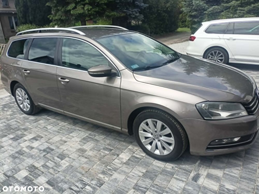 Volkswagen Passat 2.0 Blue TDI SCR Comfortline - 3