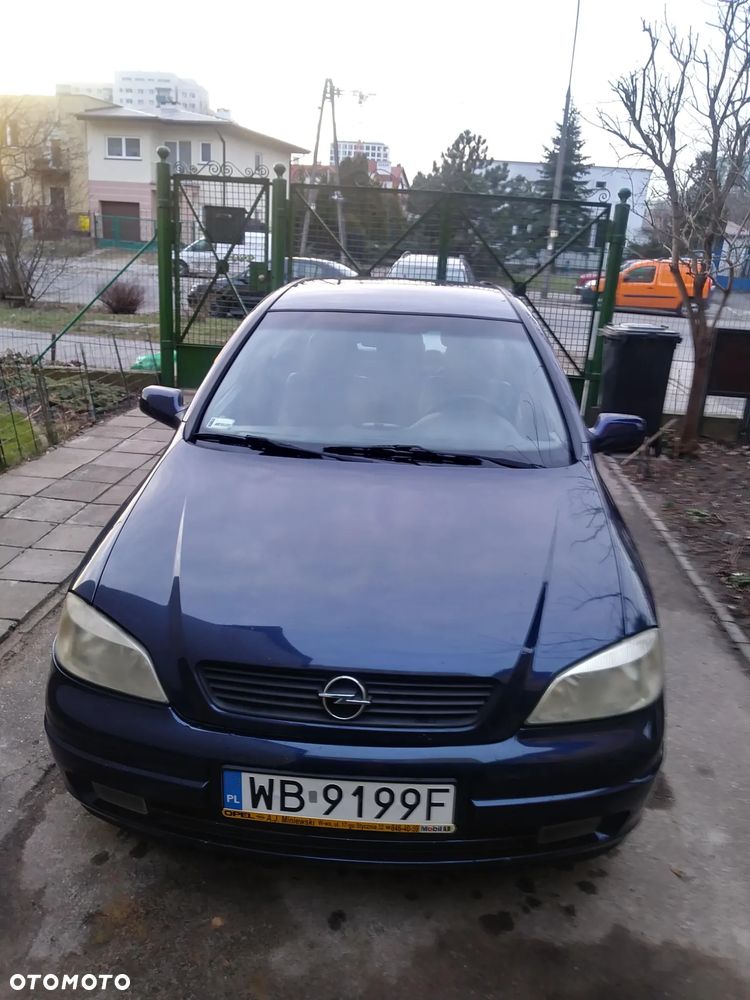 Opel Astra 1.8 Elegance - 4