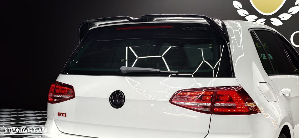 VW Golf - 5
