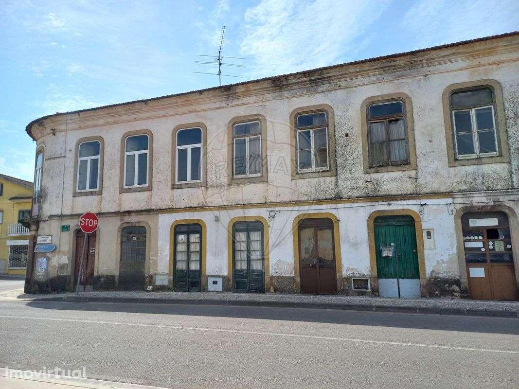 Moradia T5 para venda - Grande imagem: 3/9