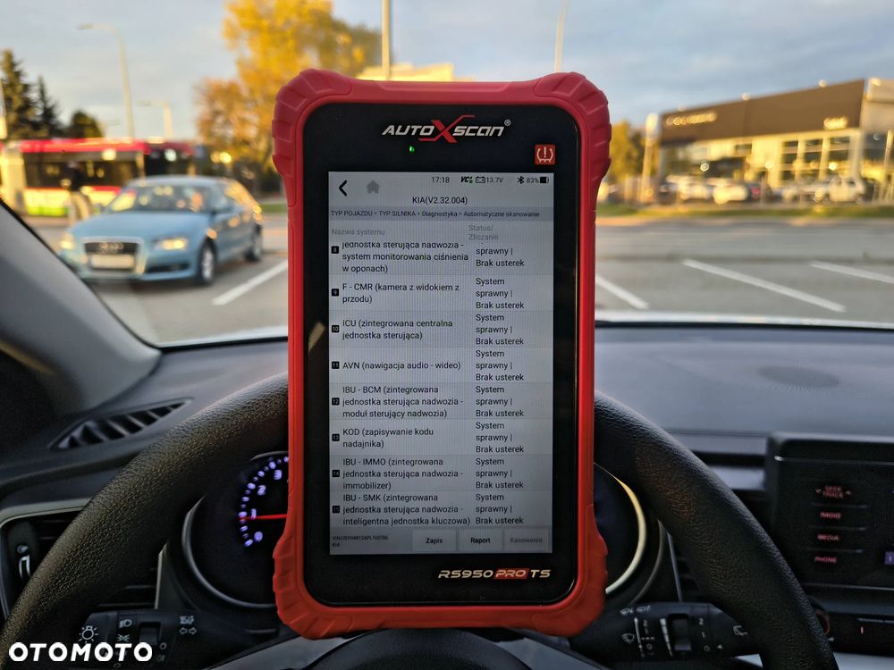 Kia Ceed - 38