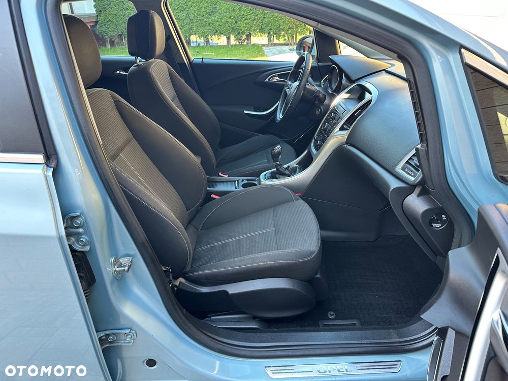 Opel Astra 1.4 T Cosmo - 20