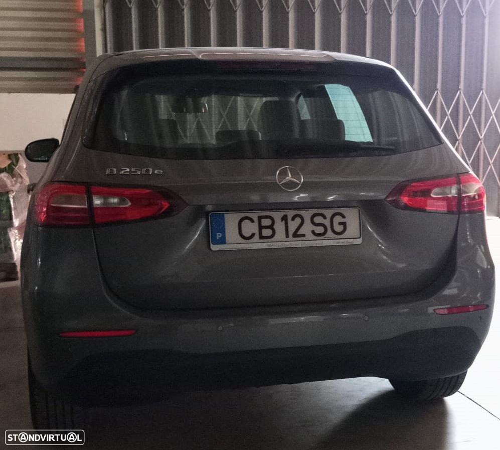 Mercedes-Benz B 250 e 8G-DCT - 6