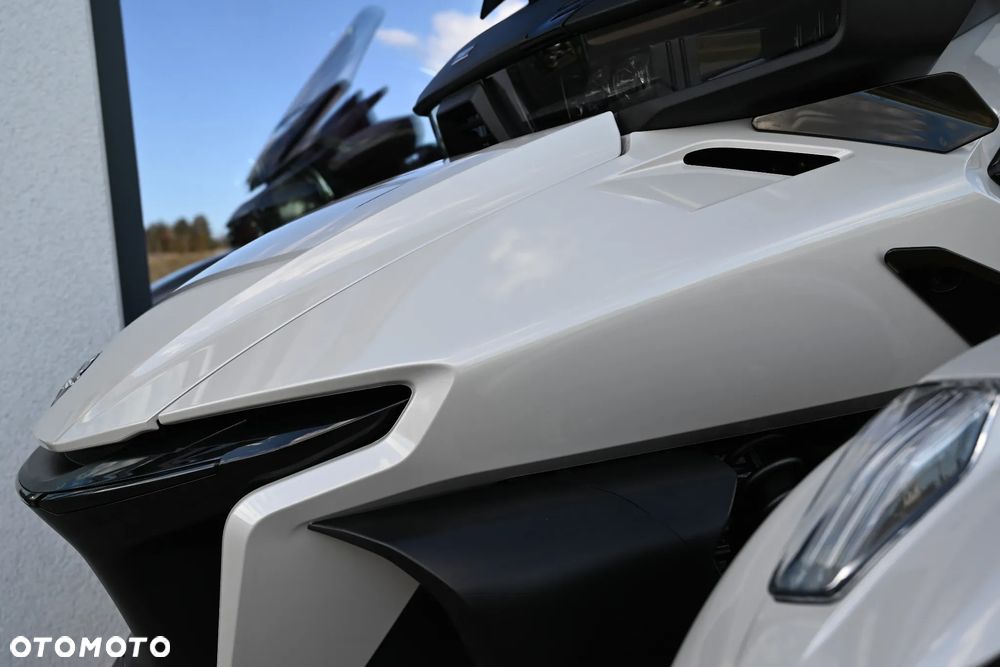 Can-Am Spyder - 29