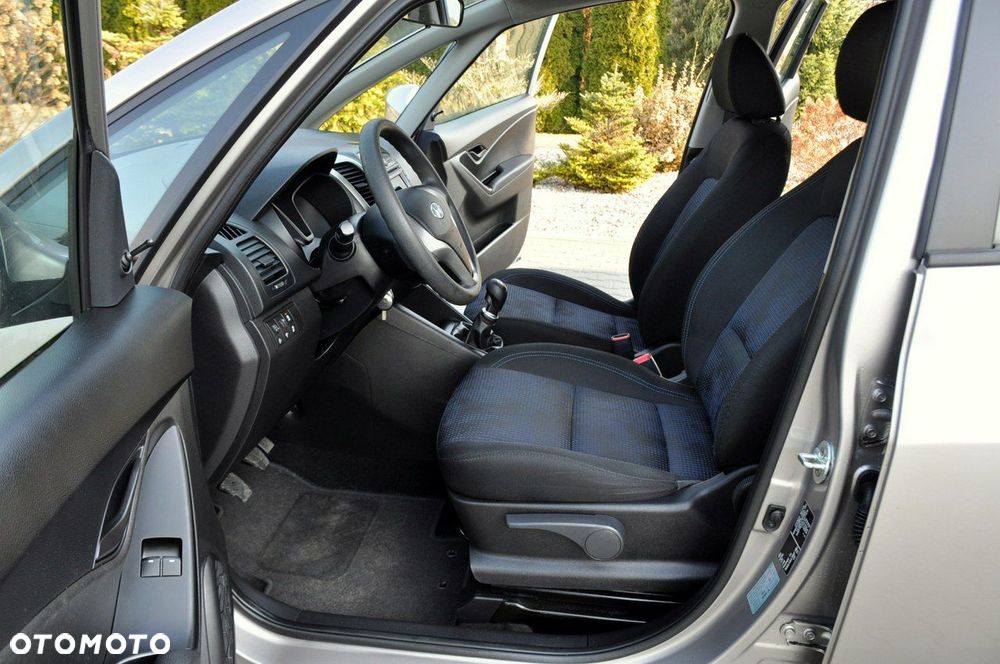 Hyundai ix20 - 21