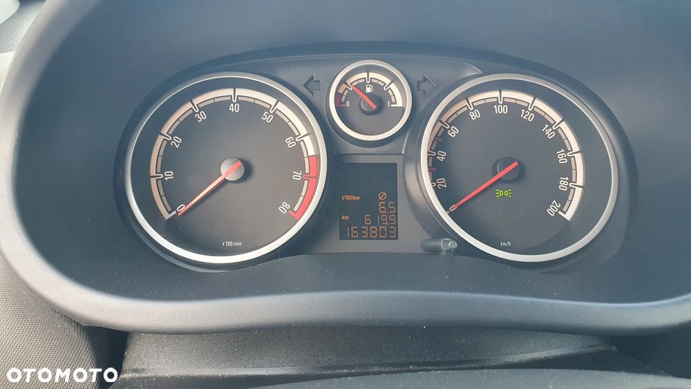 Opel Corsa 1.2 16V Enjoy - 6
