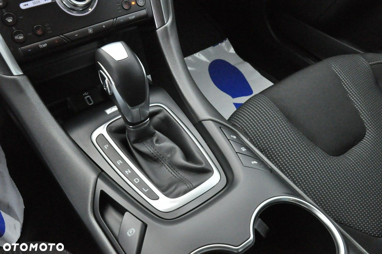 Ford Mondeo - 30