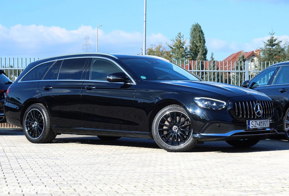 Mercedes-Benz Klasa E 300 T 9G-TRONIC Avantgarde - 29