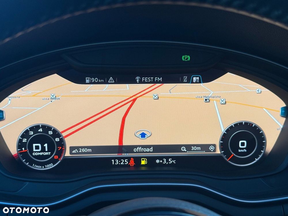 Audi A4 Avant 45 TFSI S tronic - 13