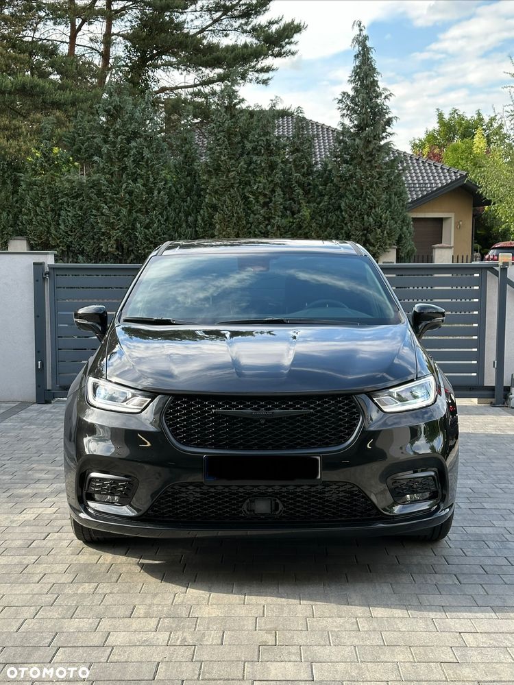 Chrysler Pacifica - 3