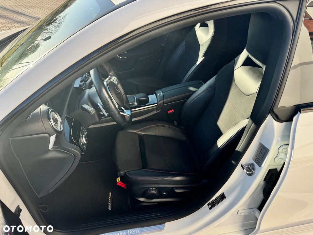 Mercedes-Benz CLA 200 AMG Line 7G-DCT - 18