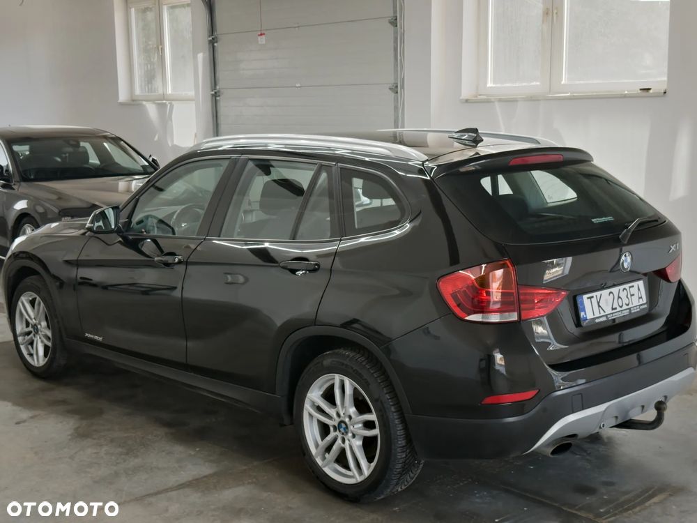 BMW X1 xDrive18d xLine - 4