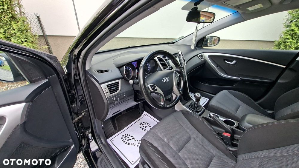 Hyundai i30 1.4 Premium - 10