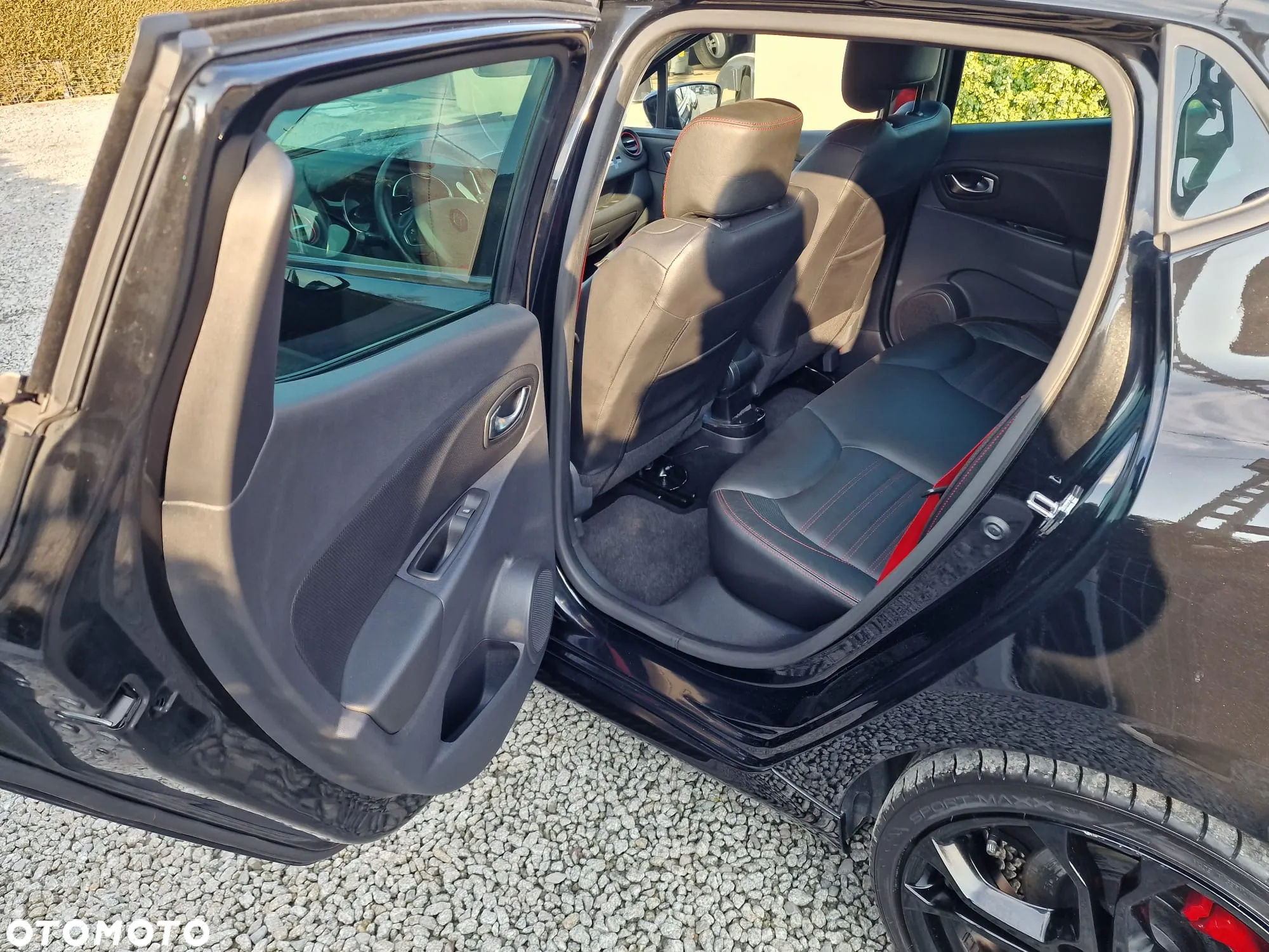 Renault Clio 1.6 R.S.Trophy 220 EDC - 24
