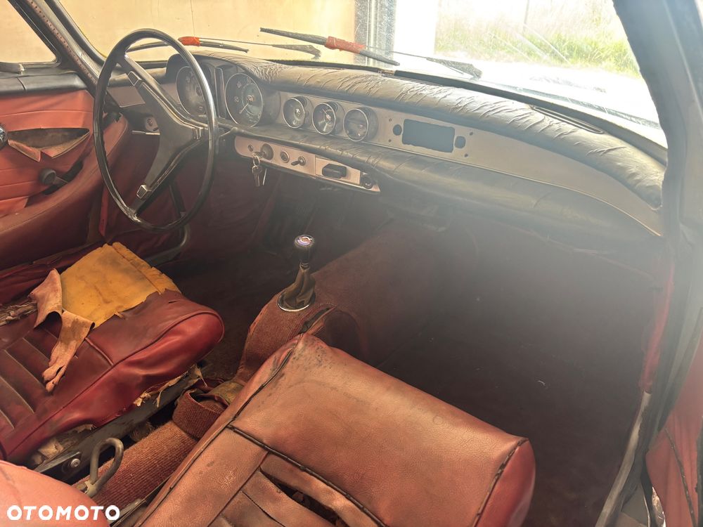 Volvo P1800 - 5