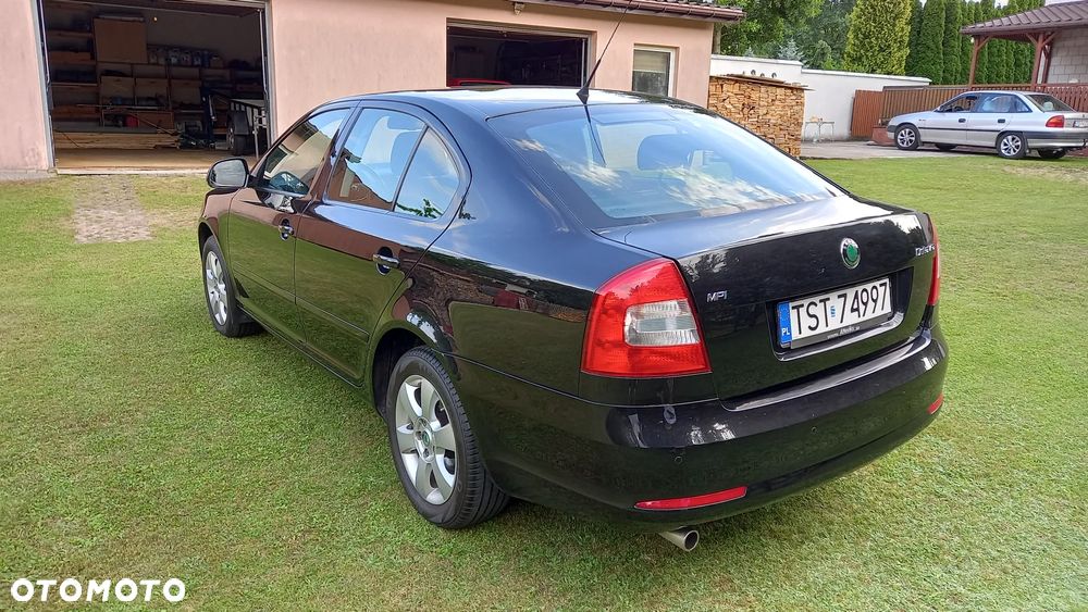 Skoda Octavia 1.6 Elegance - 4