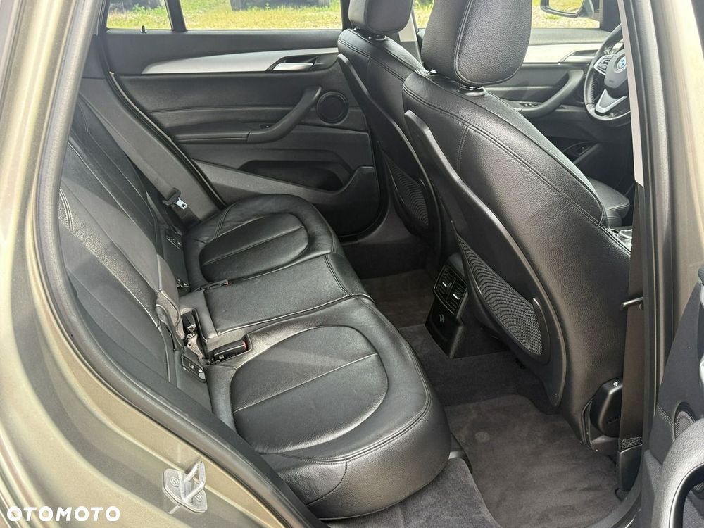 BMW X1 - 32