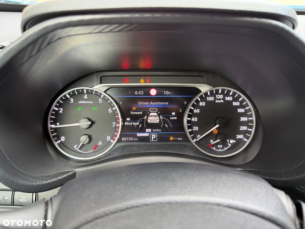 Nissan Juke 1.0 DIG-T N-Connecta DCT - 13