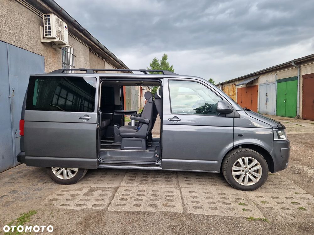 Volkswagen Multivan - 17