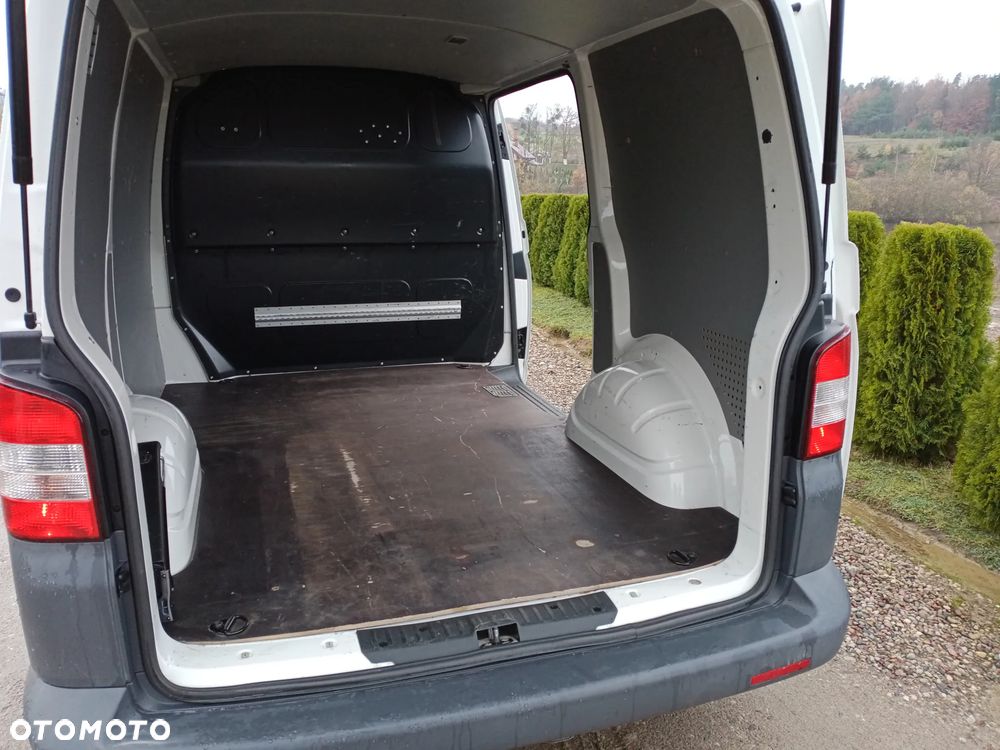 Volkswagen T5 - 9