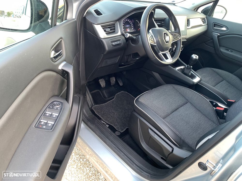 Renault Captur 1.0 TCe Exclusive - 17