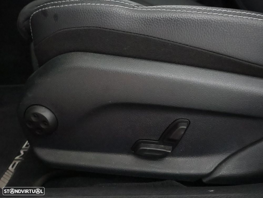 Mercedes-Benz C 300 de AMG Line - 13