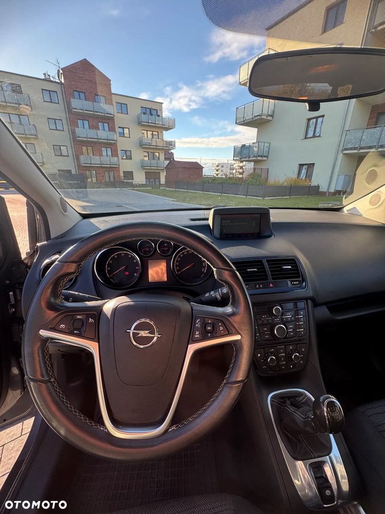Opel Meriva - 13