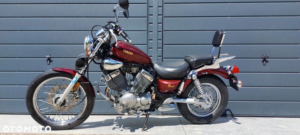 Yamaha XV - 17