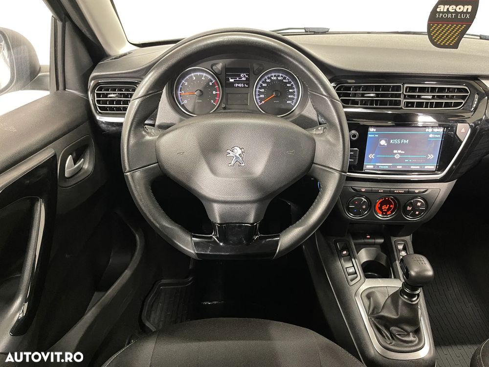 Peugeot 301 1.5 BlueHDI FAP Active - 6