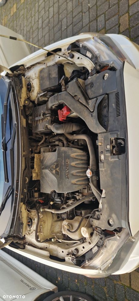 Mitsubishi Lancer 1.6 Intense - 11